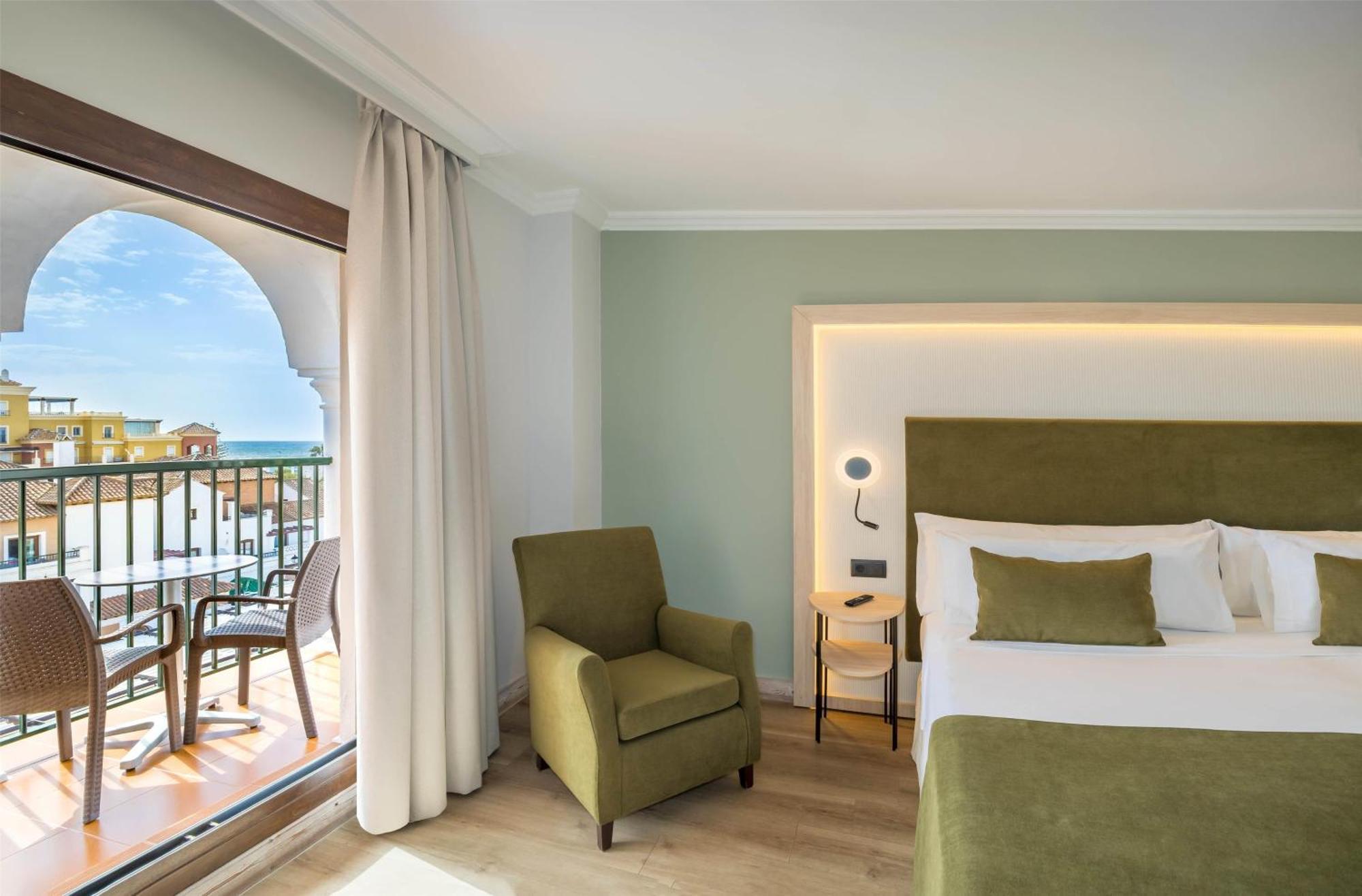 Quarto Duplo Deluxe com Vista Lateral Mar